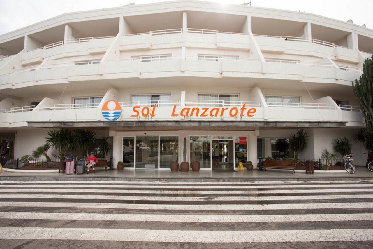 Sol Lanzarote Hotel Puerto del Carmen  Buitenkant foto